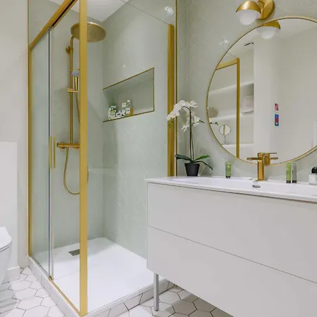 Luxurious - 4br-10p- Ternes-pereire Appartamento